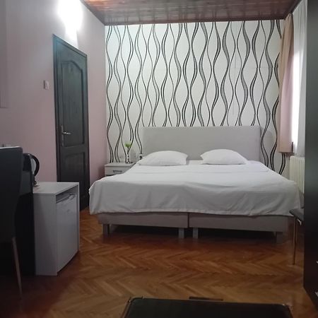 Vila Silia Skopje Extérieur photo